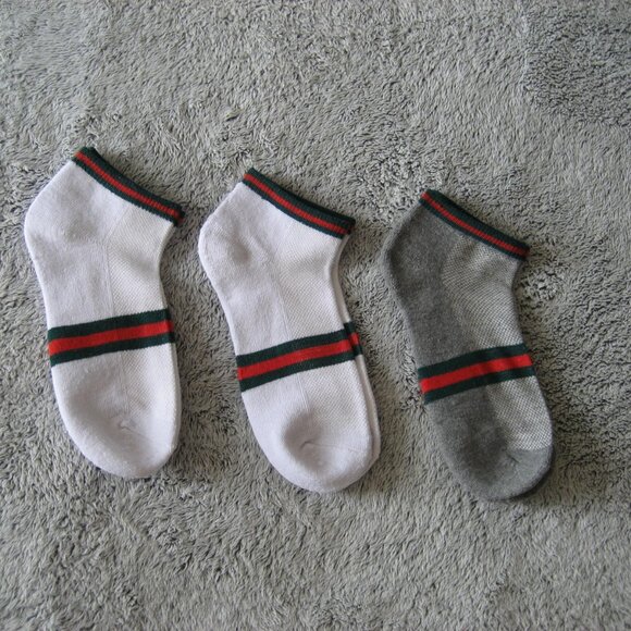 3 Pairs Fashion Red/Green Stripe Socks, Size 9-11, New - Picture 1 of 2